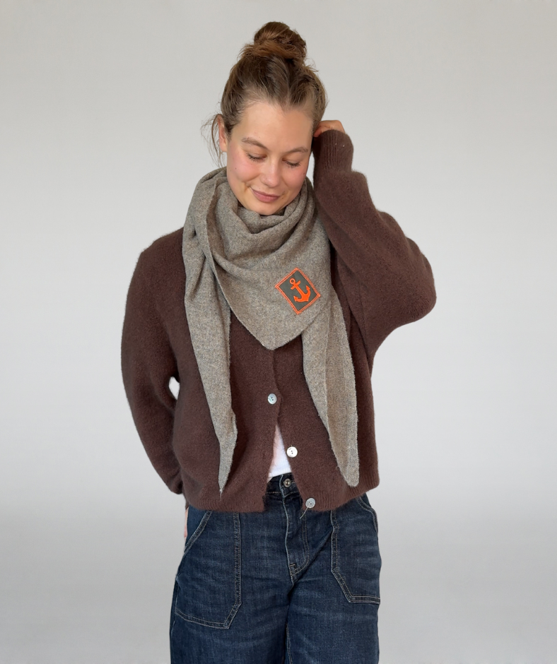 Strickjacke braun