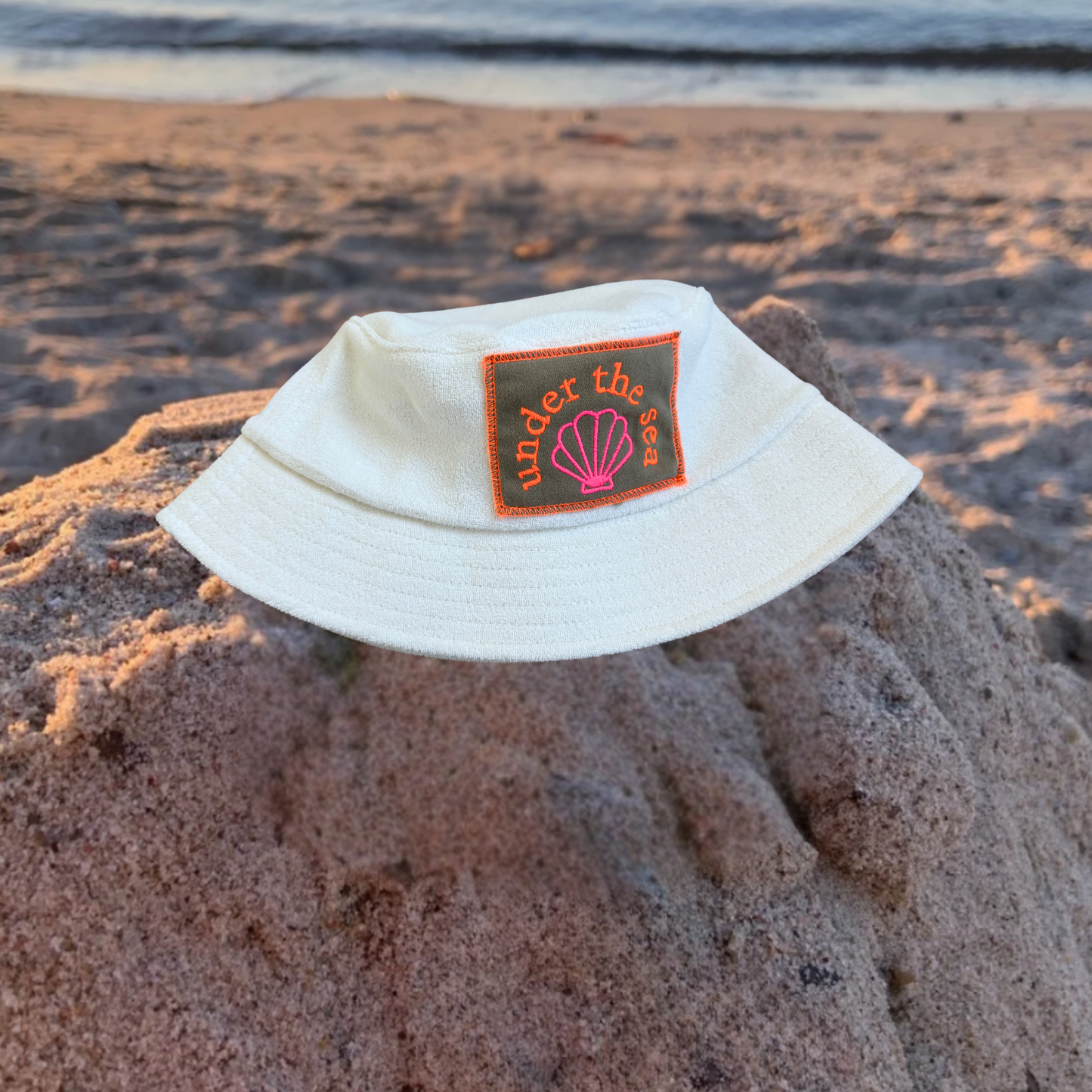 Bucket Hat / Sommerhut Frottee Weiß "under the sea"