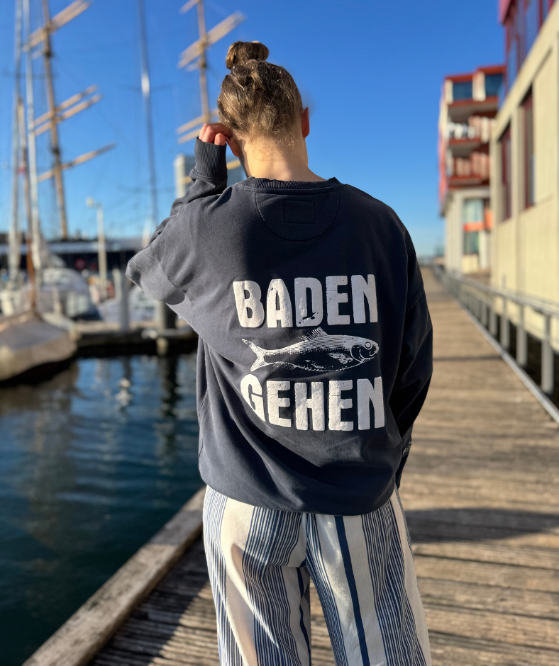 Sweatshirt verwaschenes Blau "Baden Gehen"