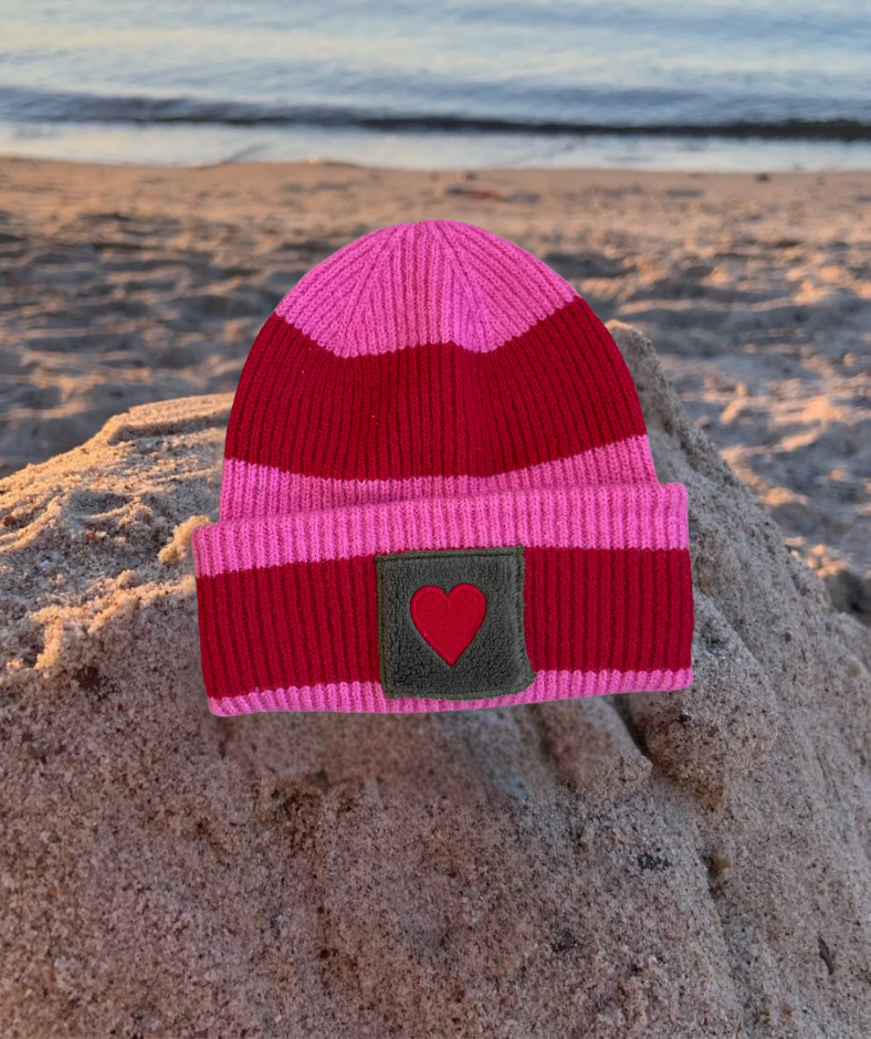 Strickmütze Pink-Rot „Love“