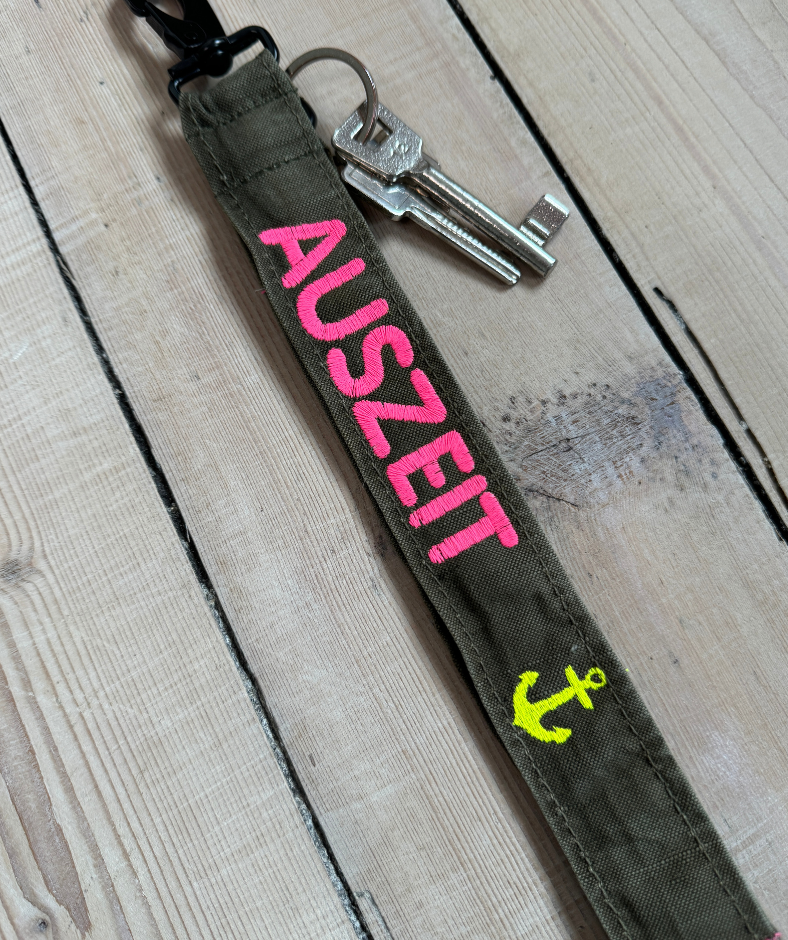 Schlüsselband "Auszeit" Pink