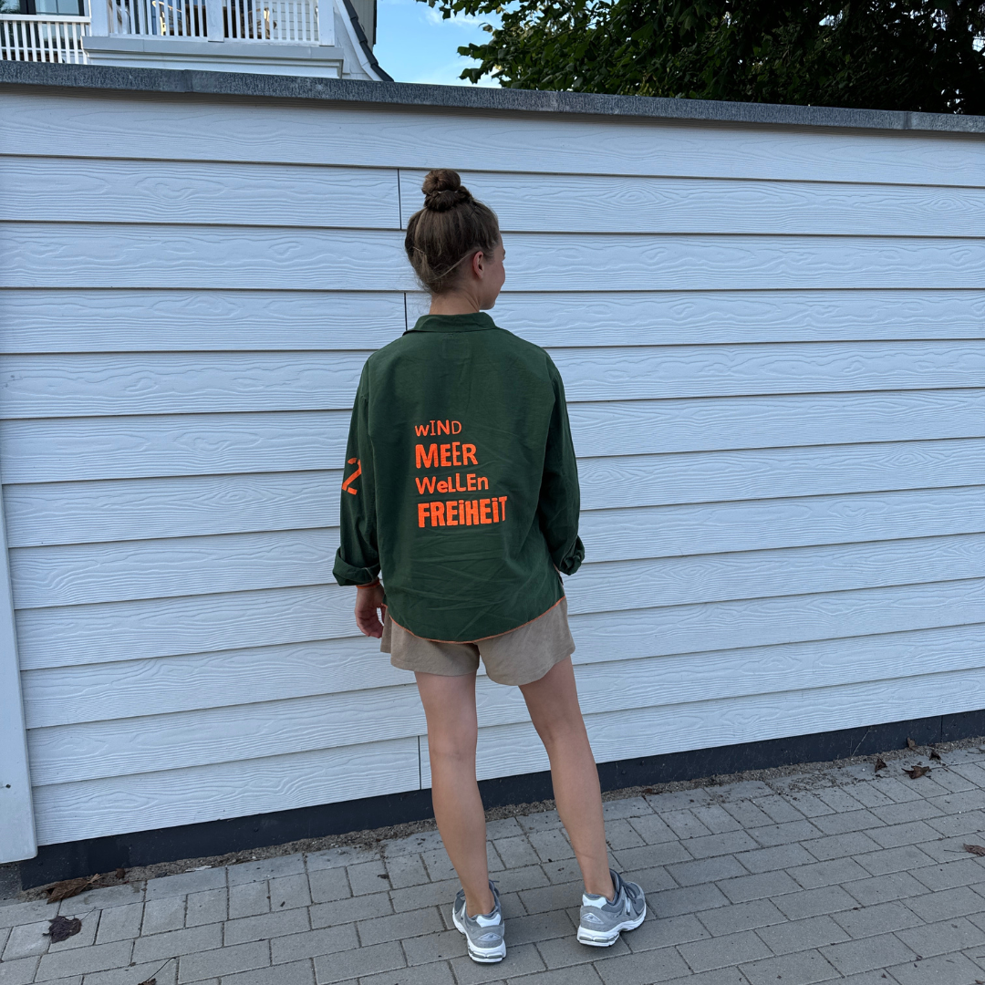Bluse khaki "Wind Meer Wellen Freiheit"