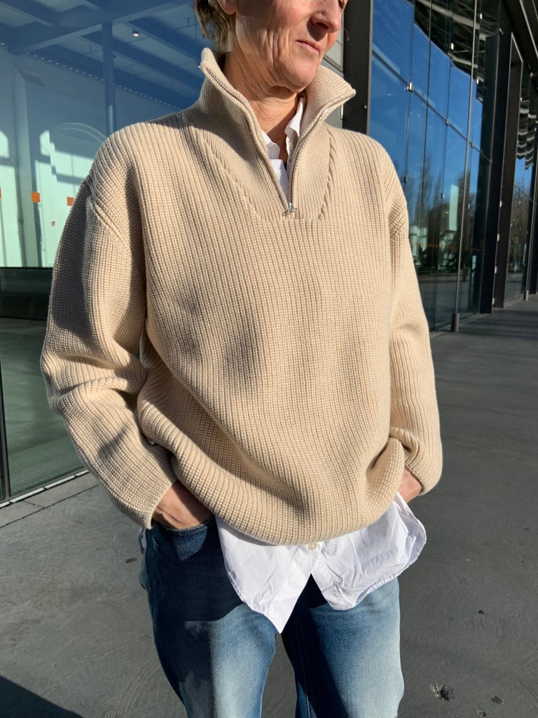Troyer Beige