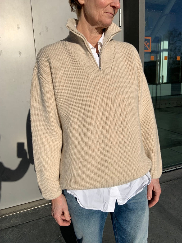 Troyer Beige