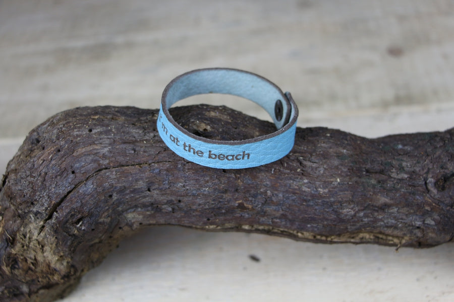 Lederarmband "happy at the beach!" blau