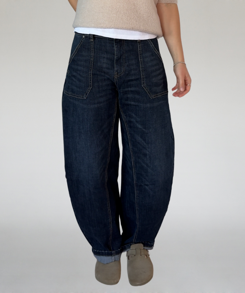Jeans mit aufgesetzten Taschen
