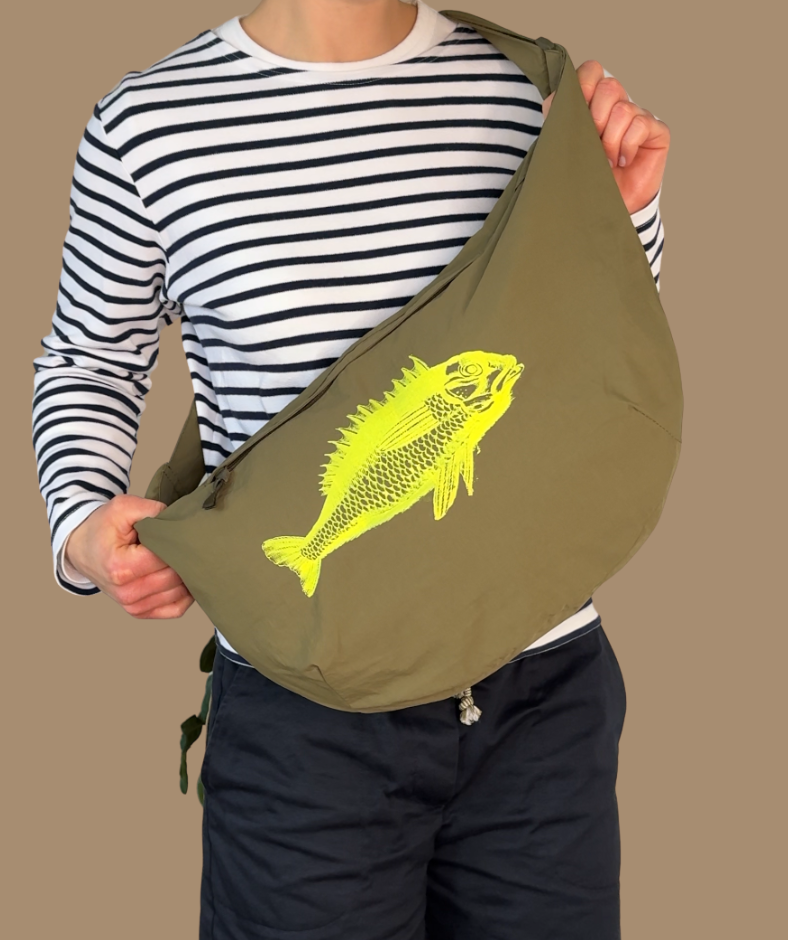 Crossbodybag Khaki "Fisch Gelb"