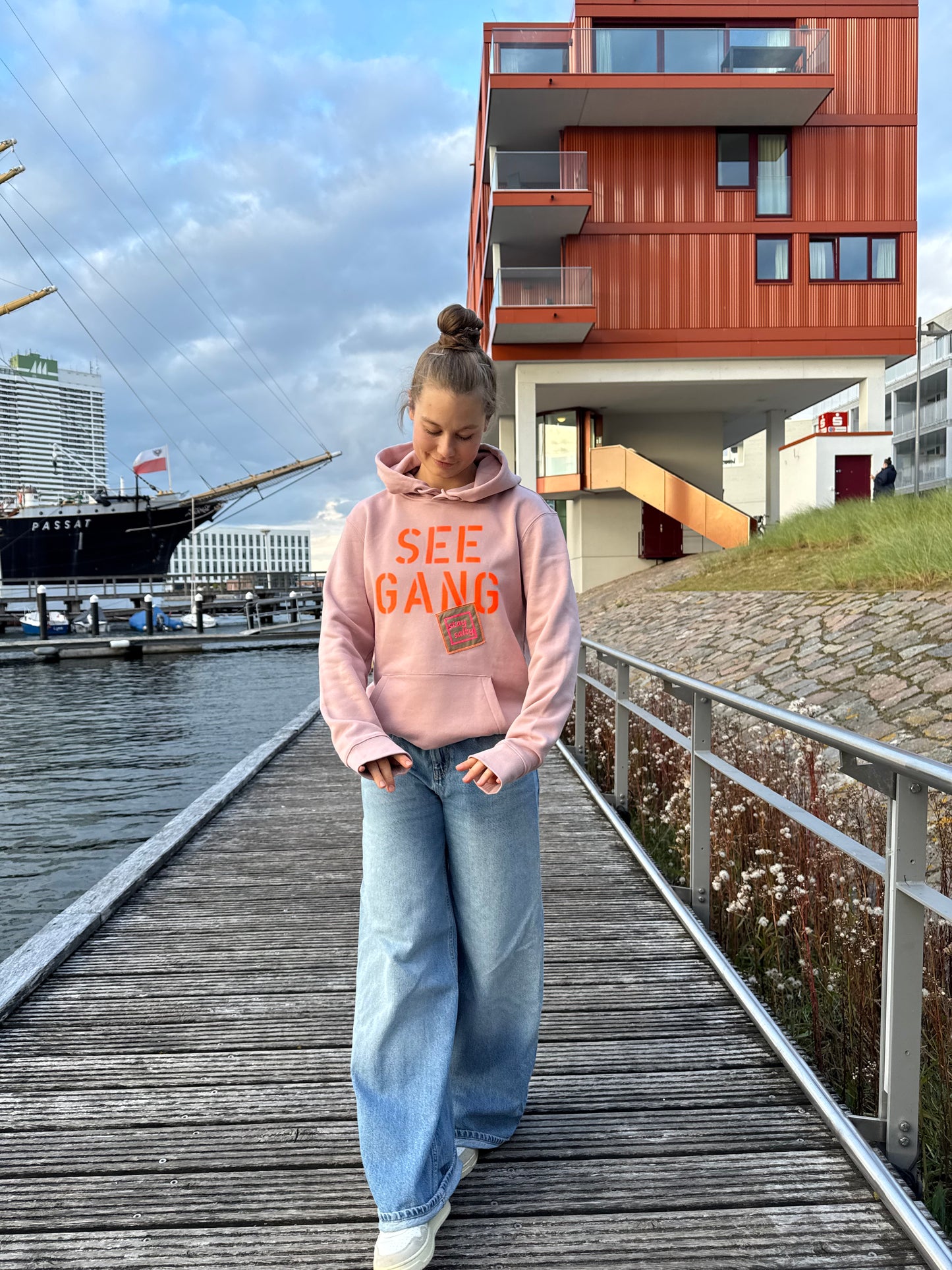 Hoodie Altrosa "Seegang“