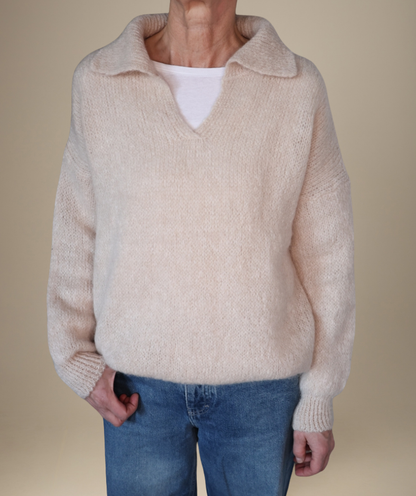 Strickpullover mit Kragen "Beige"