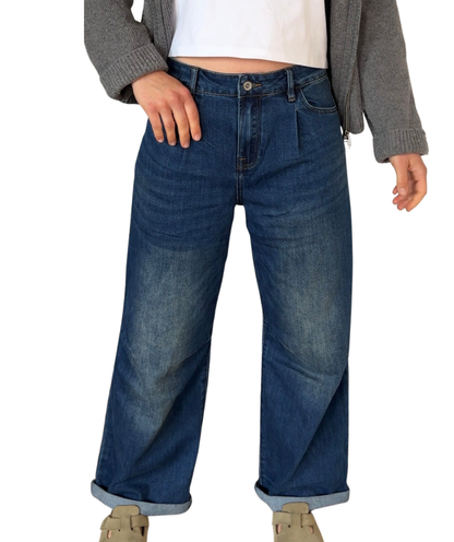 Jeans mit kleiner Bundfalte