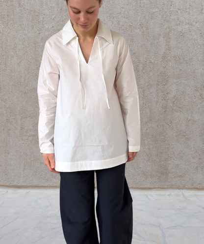 Popeline Bluse V-neck "Weiß"