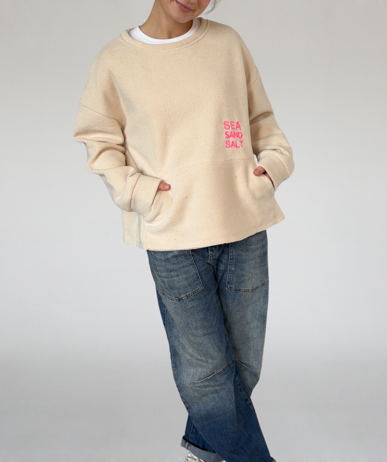 Fleecesweater mit Kangurutasche sand „Landgang“
