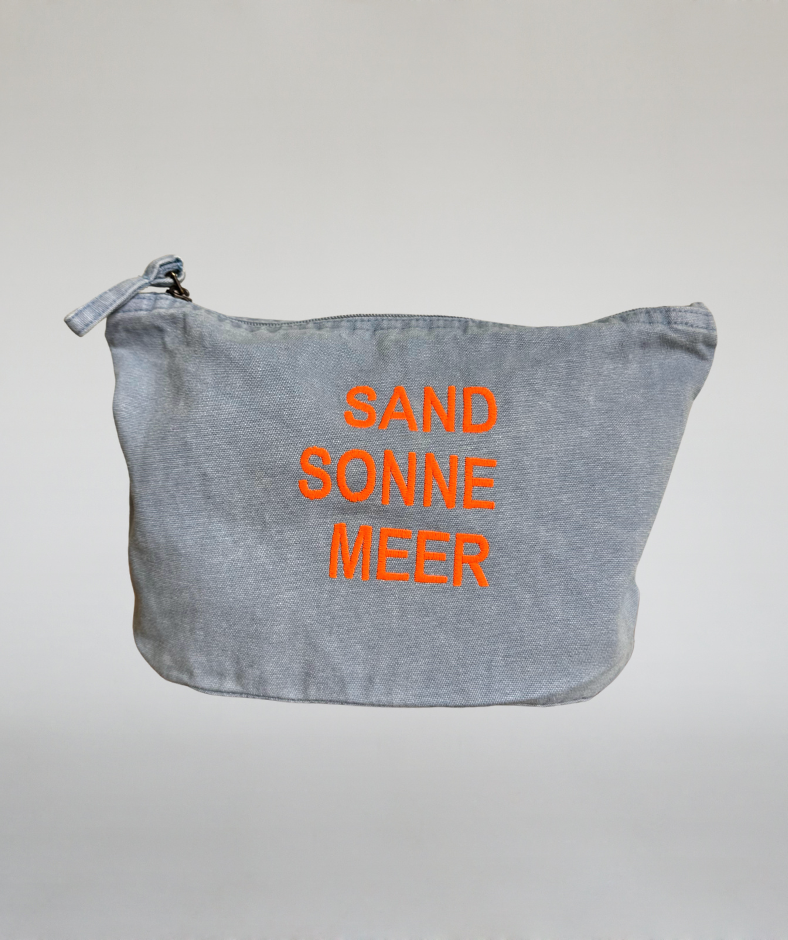 Kulturtasche verwaschenes Blau "Sand Sonne Meer"