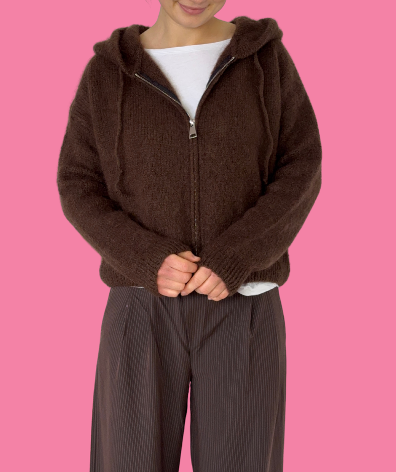 Strickjacke mit Reißverschluss "Braun"