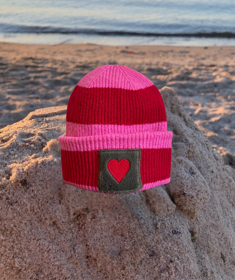 Strickmütze Pink-Rot „Love“