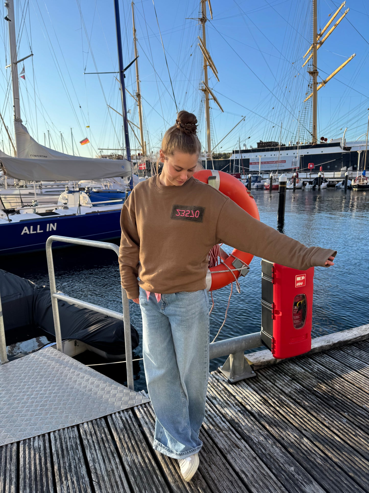 Sweatshirt Braun "Ocean Crew"