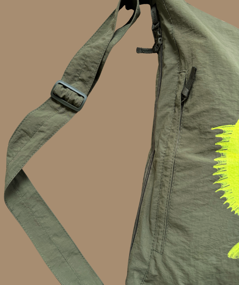 Crossbodybag Khaki "Fisch Gelb"