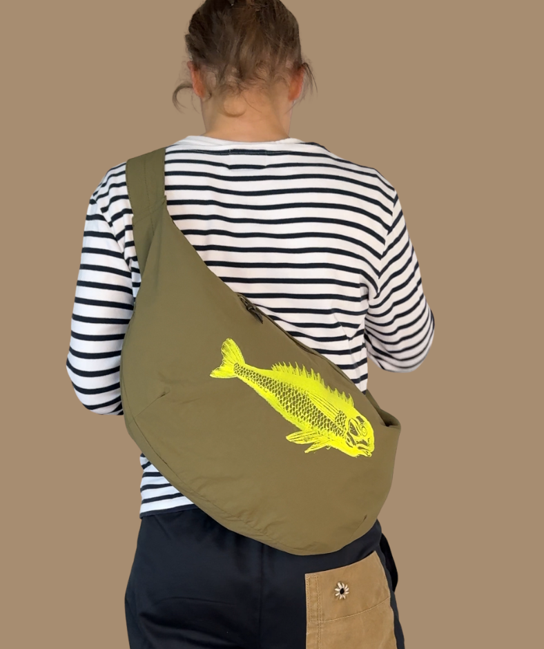 Crossbodybag Khaki "Fisch Gelb"