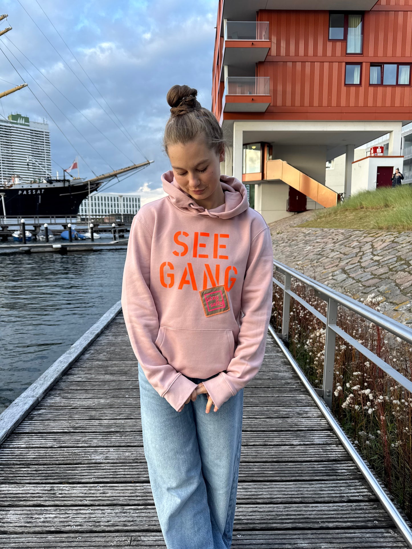 Hoodie Altrosa "Seegang“