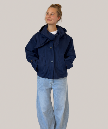 Trenchjacke mit abnehmbarer Kapuze navyblau