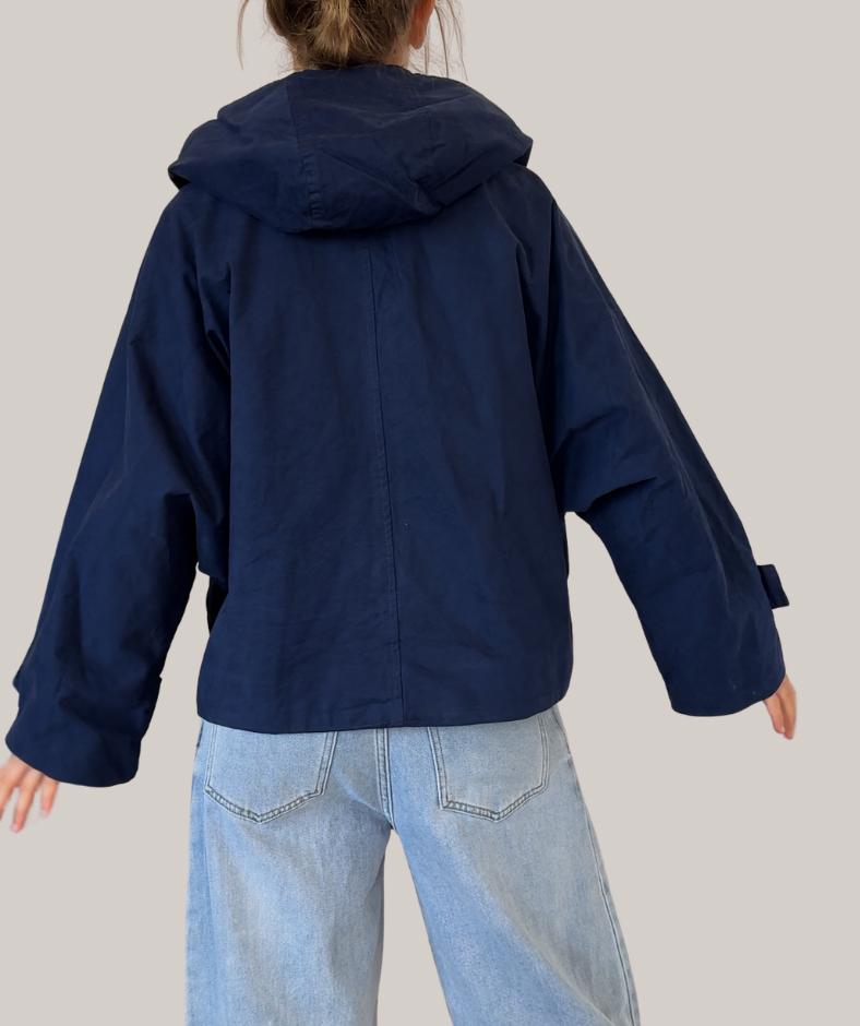 Trenchjacke mit abnehmbarer Kapuze navyblau